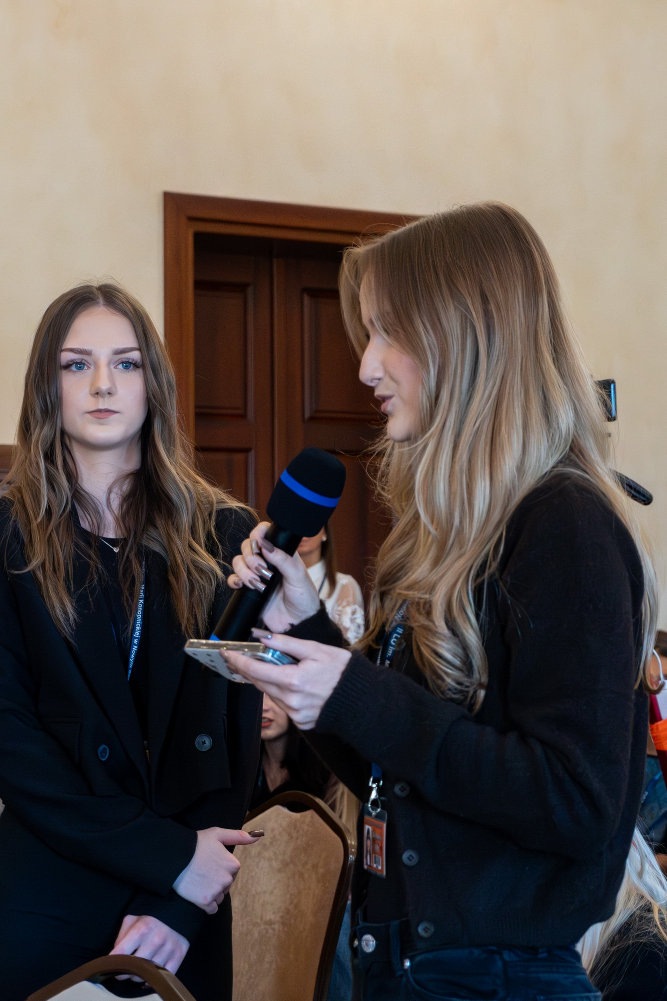 Zdjęcie Debata na przewodniczącego SU 2025 (9)26c772c8-44cb-4a61-a8d2-681d452dd3c9.jpg w galerii Debata kandydatów na stanowisko Przewodniczącego Samorządu Uczniowskiego